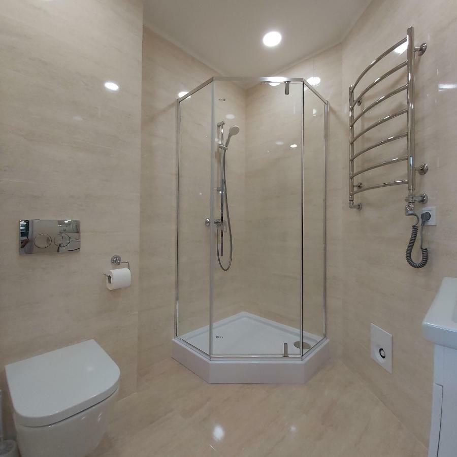 Two-Bedroom Apartment Near Forum Львів Екстер'єр фото